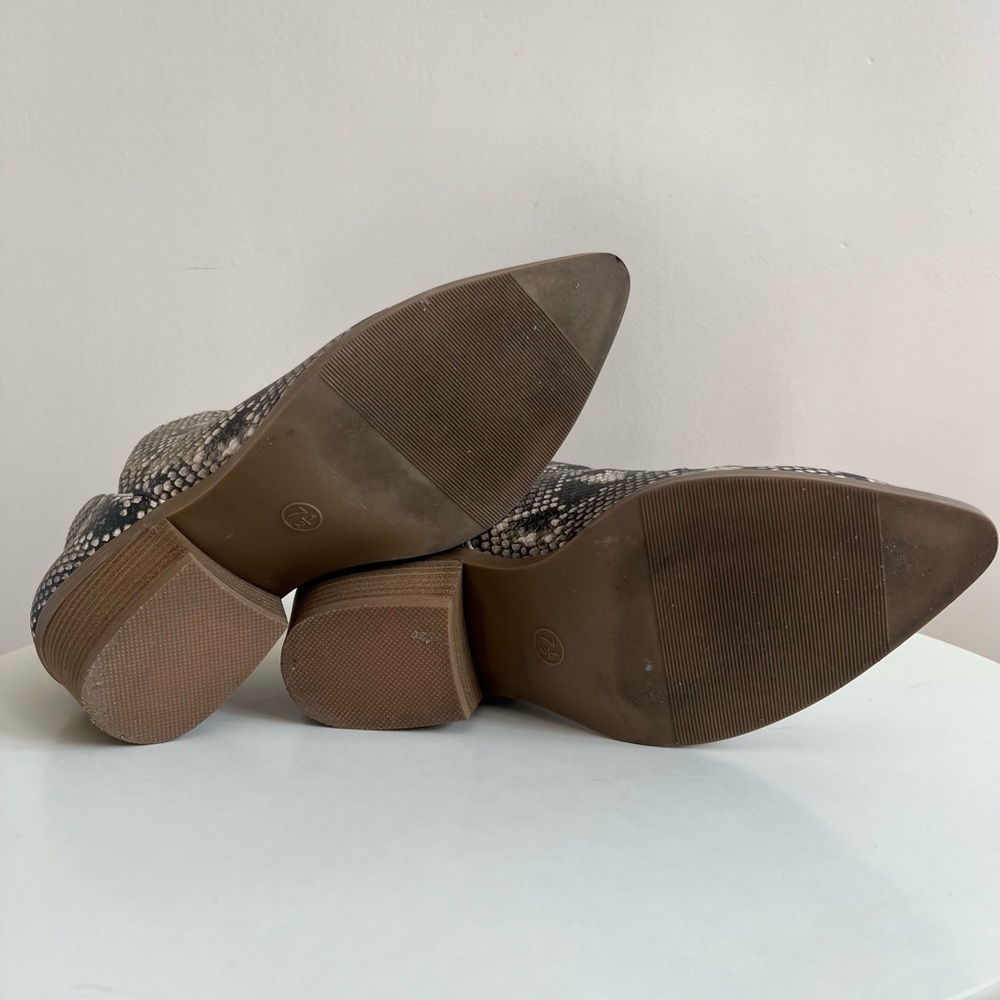 Universal Thread Gray Snakeskin Ankle Booties - image 7